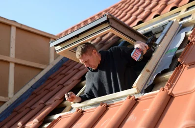 Pose de fenêtres de toit Velux à Wemaers-Cappel